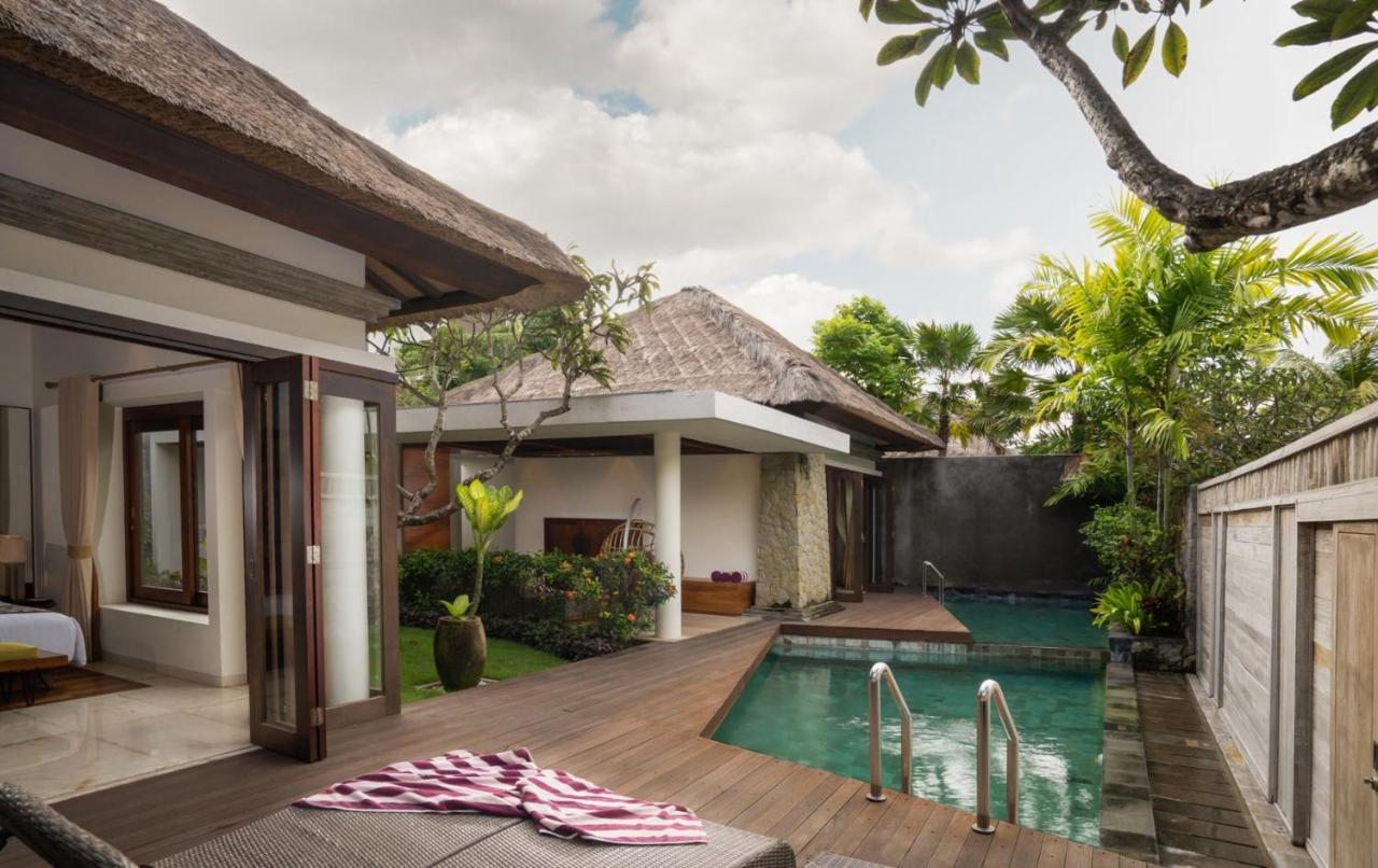 Merusaka Nusa Dua Esterno foto A villa at the resort