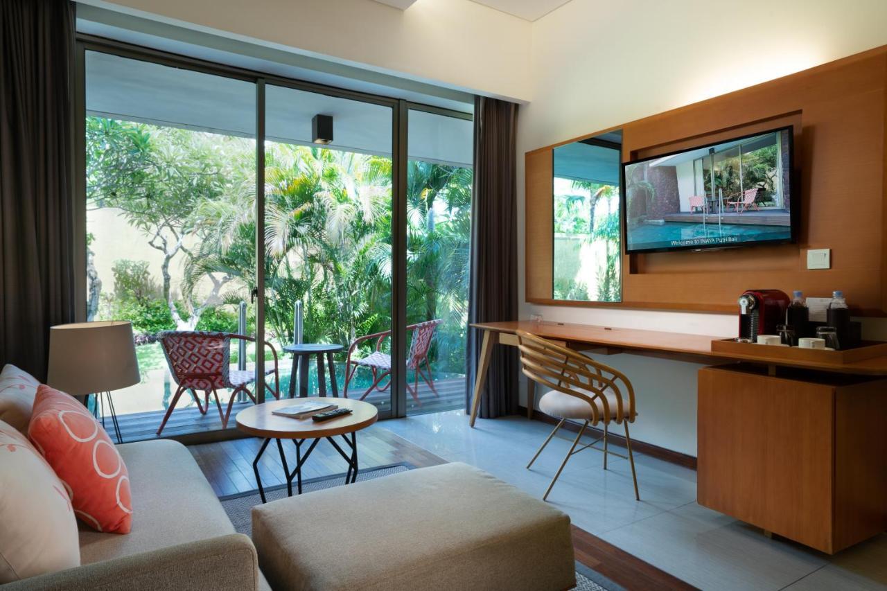 Merusaka Nusa Dua Esterno foto A room at the hotel