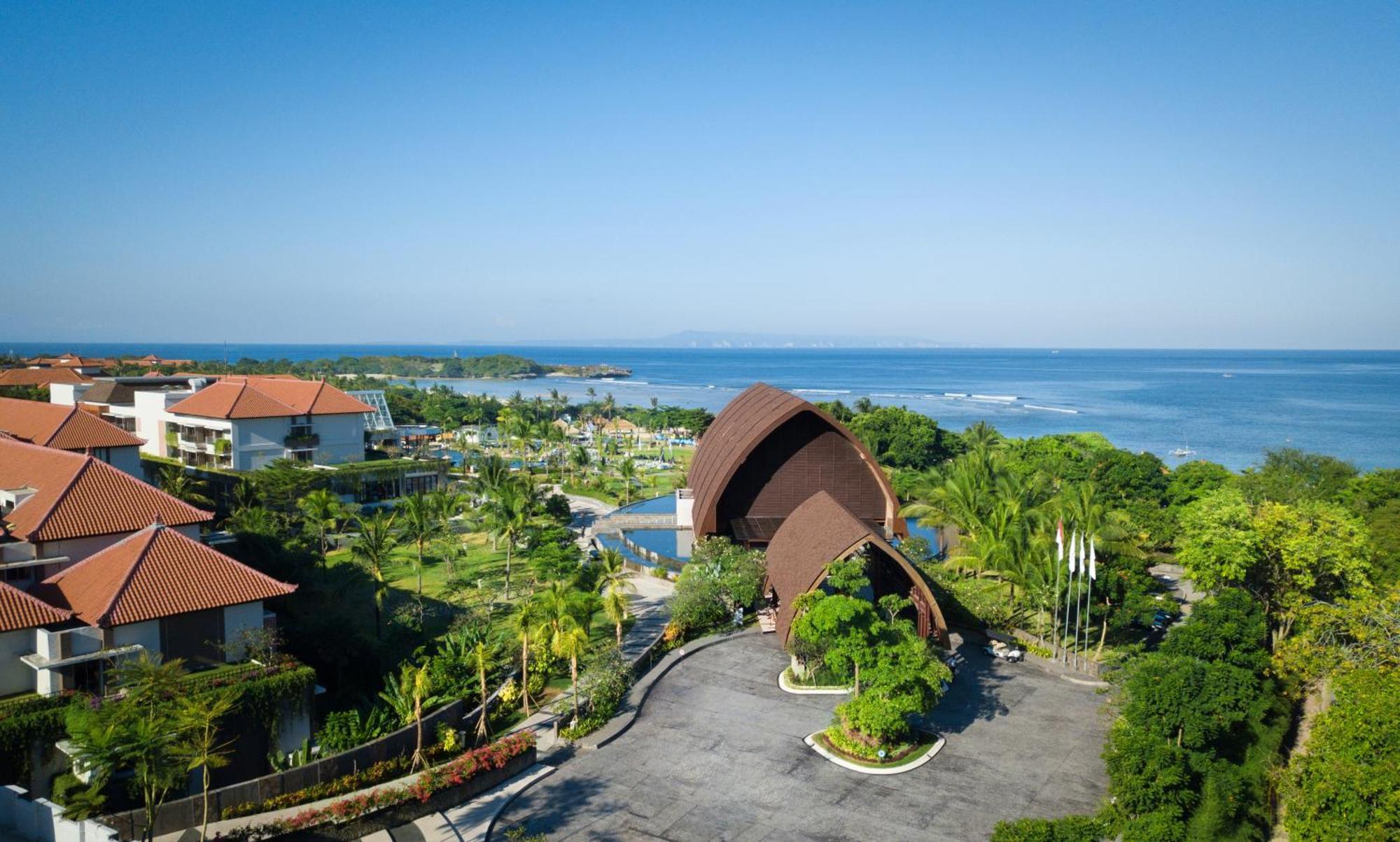 Merusaka Nusa Dua Esterno foto The entrance of the resort